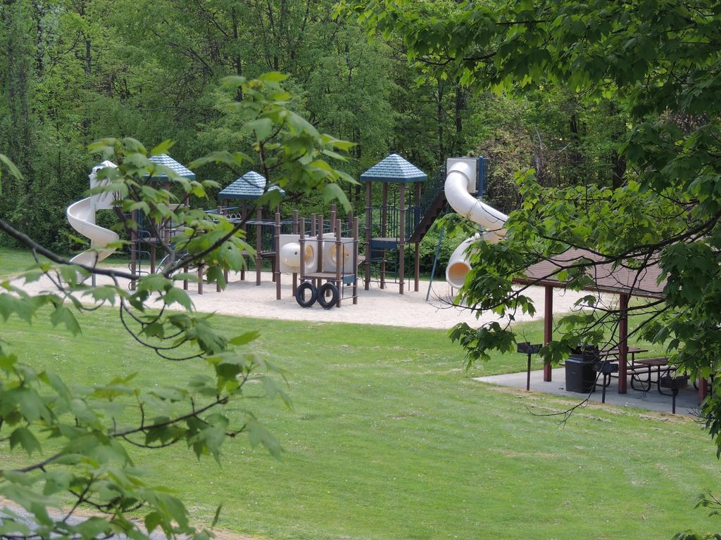 Scotrun Camping Resort Loft Park Model 11 Экстерьер фото